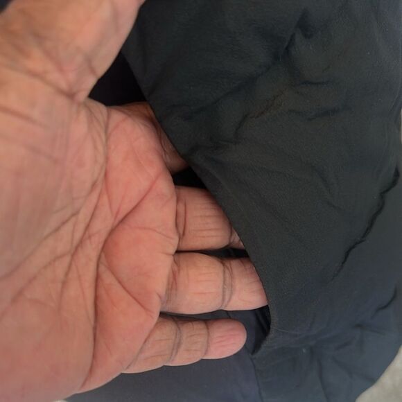 Lululemon Women’s Down for It Down Blend Vest 10 - Picture 4 of 7